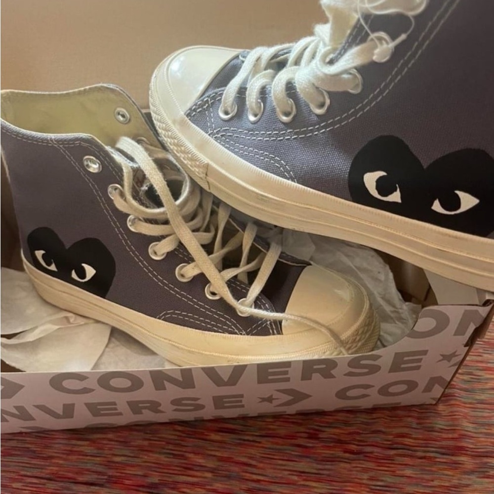 Converse Kids High-Top Sneakers - Gray with Black Heart